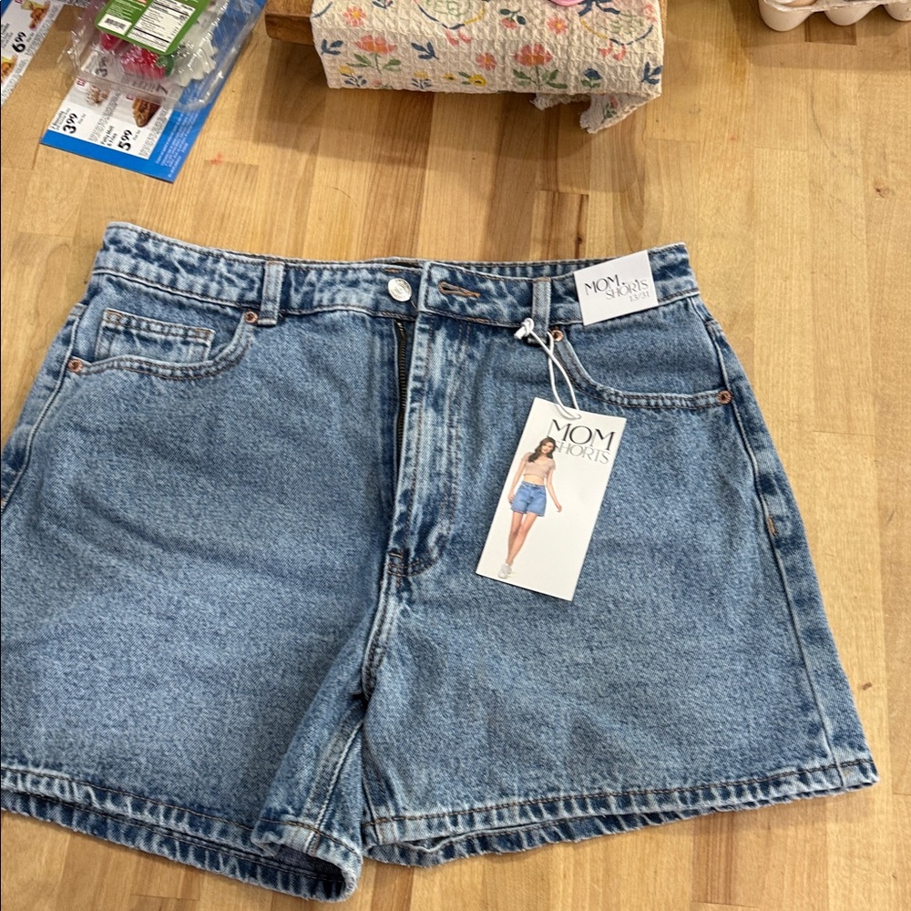 NOM Paris Women's Classic Blue Jean Shorts